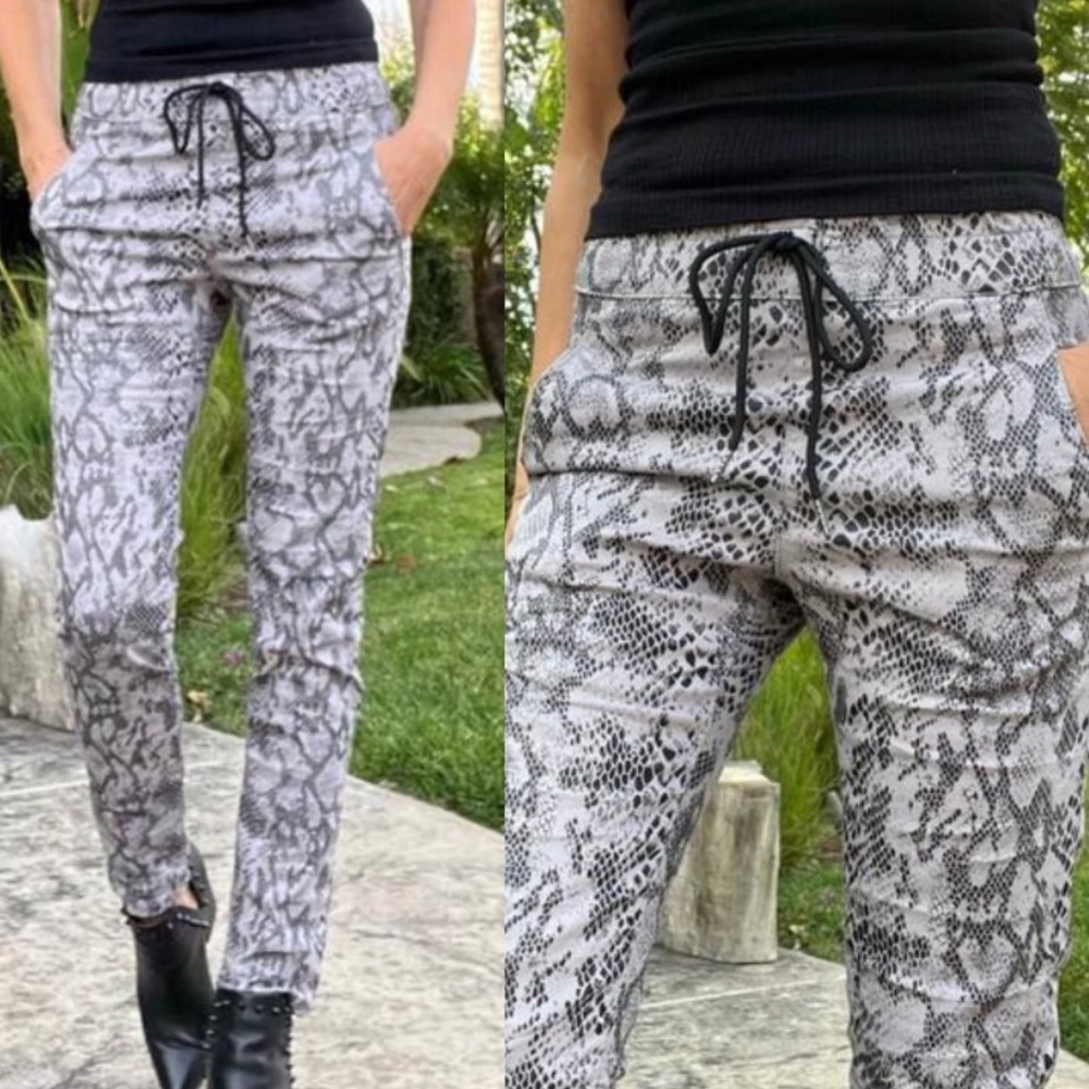 Bevy Flog Shely Pant Ash Python 24 - image 1